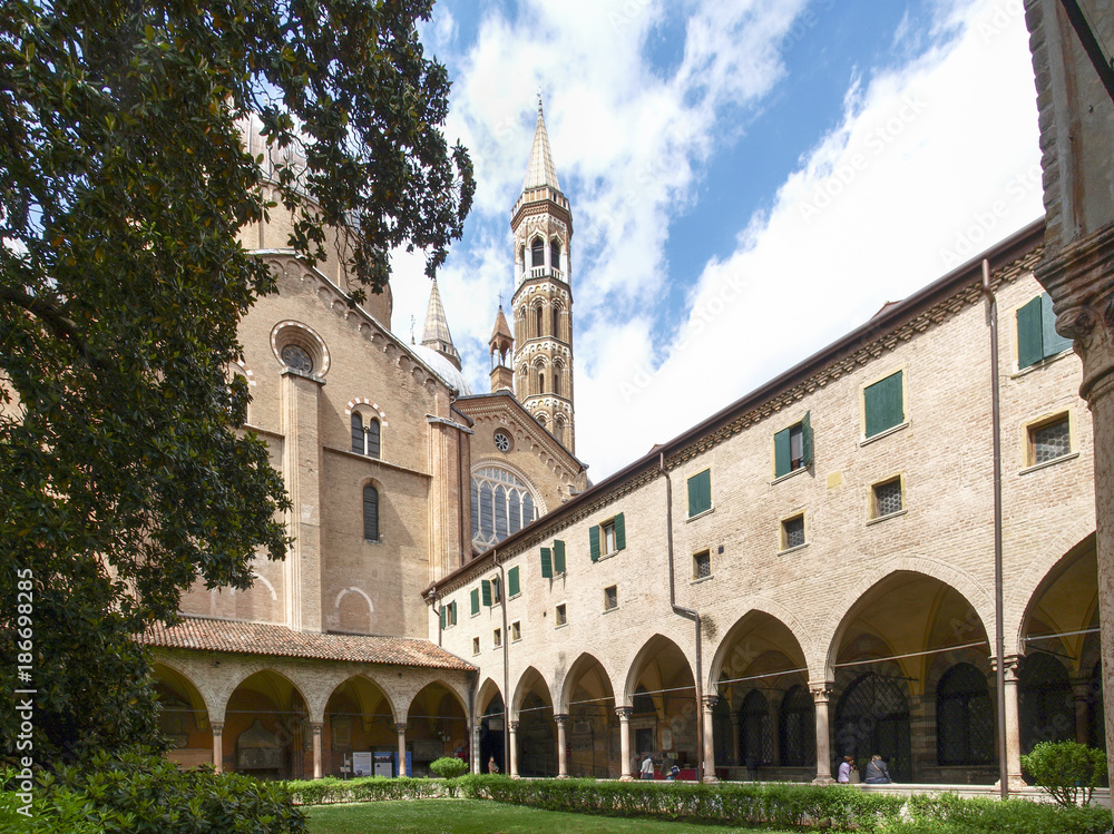 Basilica of Saint Anthony of Padua, the cloister.