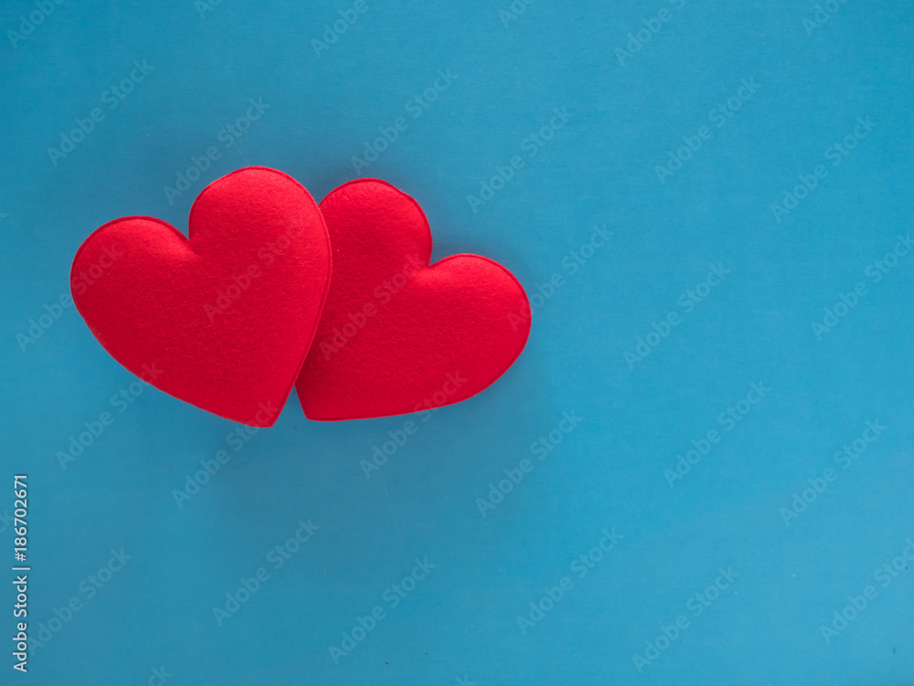 Fototapeta premium red heart valentine on blue background