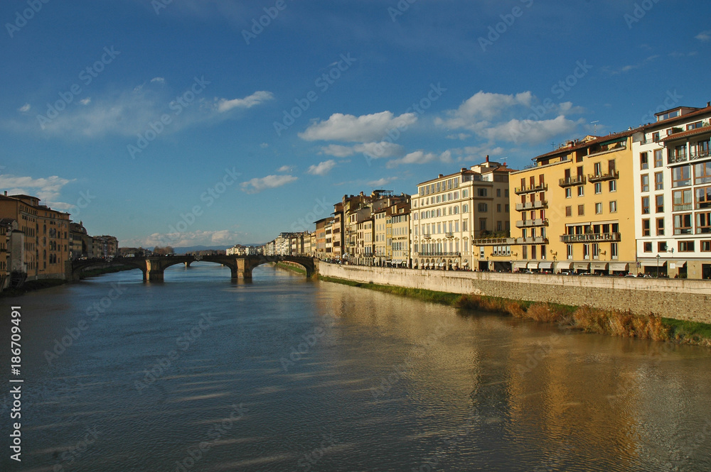 Firenze lungo il fiume Arno