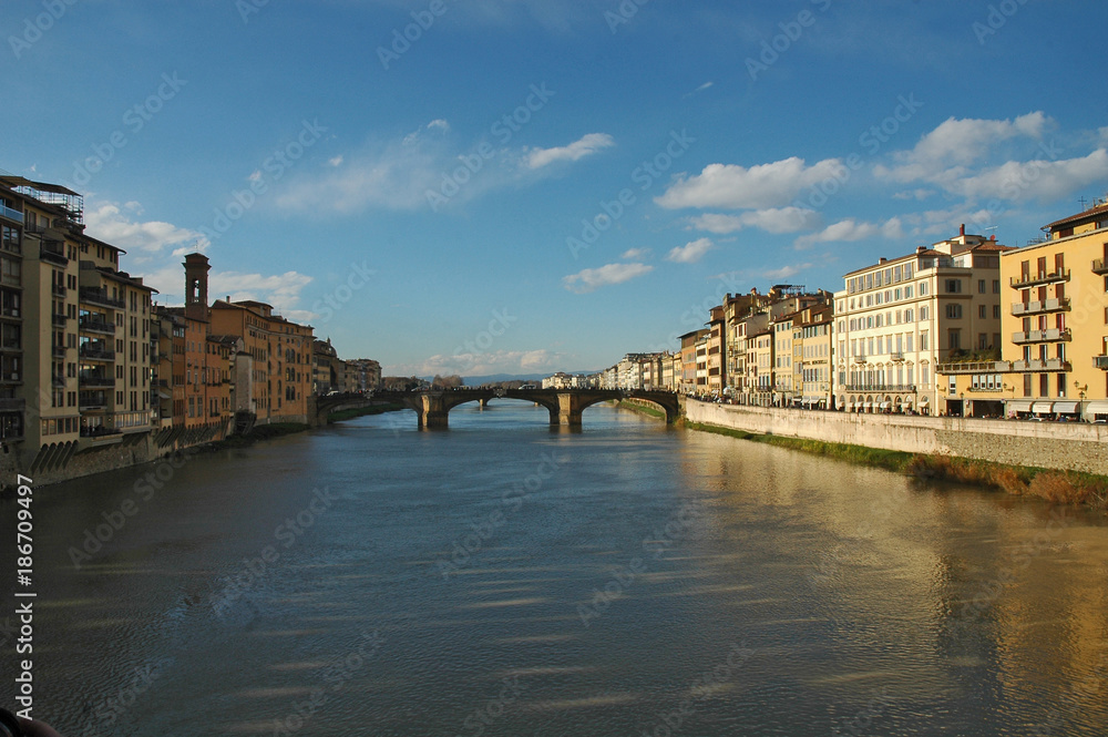 Firenze lungo il fiume Arno