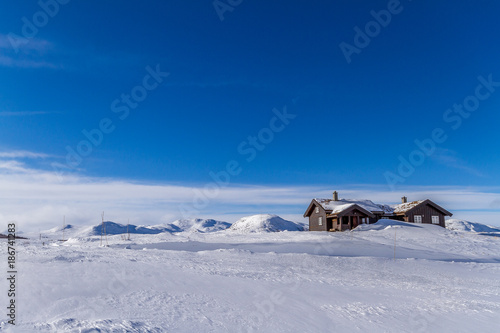 Cabin in winter © Erik