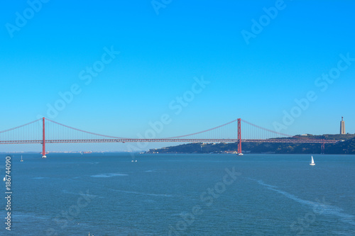Lisbonne: Pont du 25 avril et sanctuaire du Christ Roi