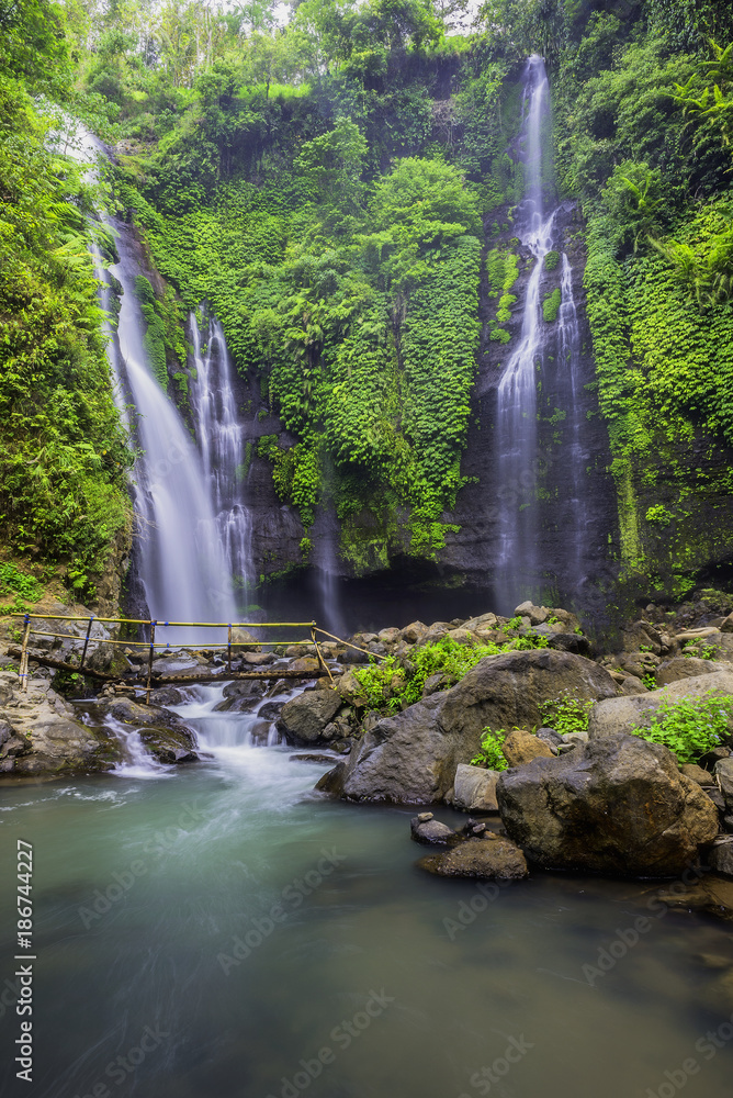 Fototapeta premium Lemukih Waterfall in summer