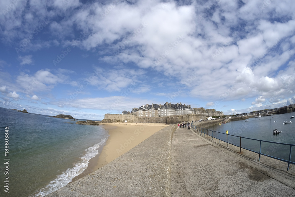 vue originale de Saint Malo