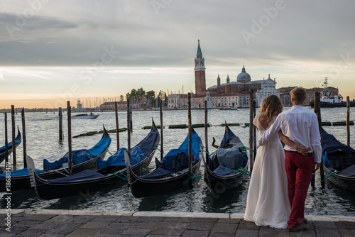 wedding couple in venice Italy © Eagle