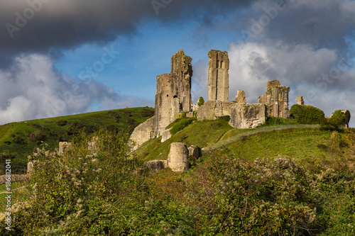 Obraz na płótnie England, Dorset, Corfe Castle w salonie