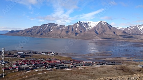 Longyearbyen and sourrounding Mountains photo