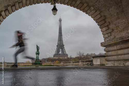 Eiffel Tower from Bir-Hakeim metal bridge in the morning, Paris © Netfalls