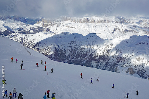 Sciatori a Marmolada