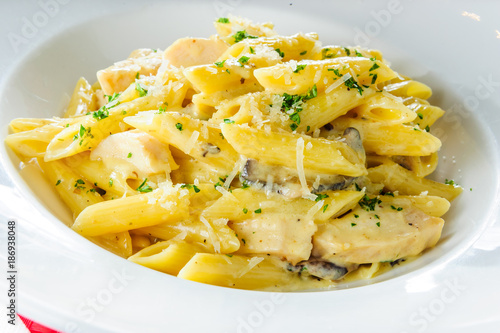 Pasta with sauce.
