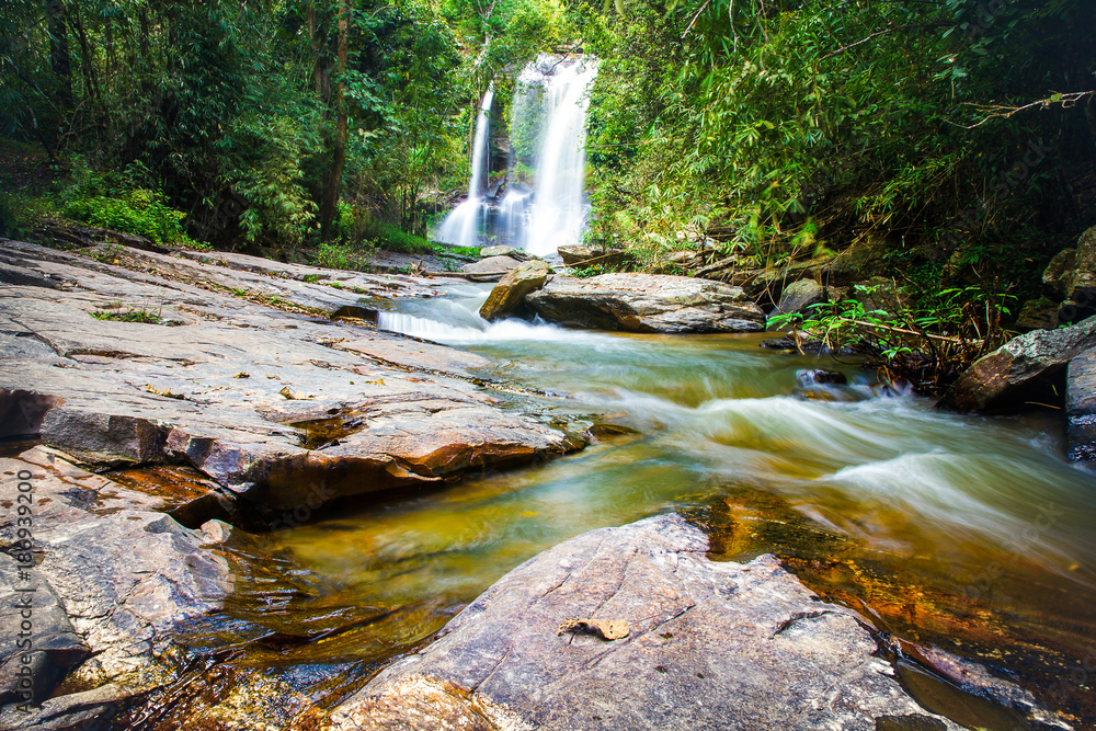 Fototapeta premium Maesapok waterfall nature landscape background