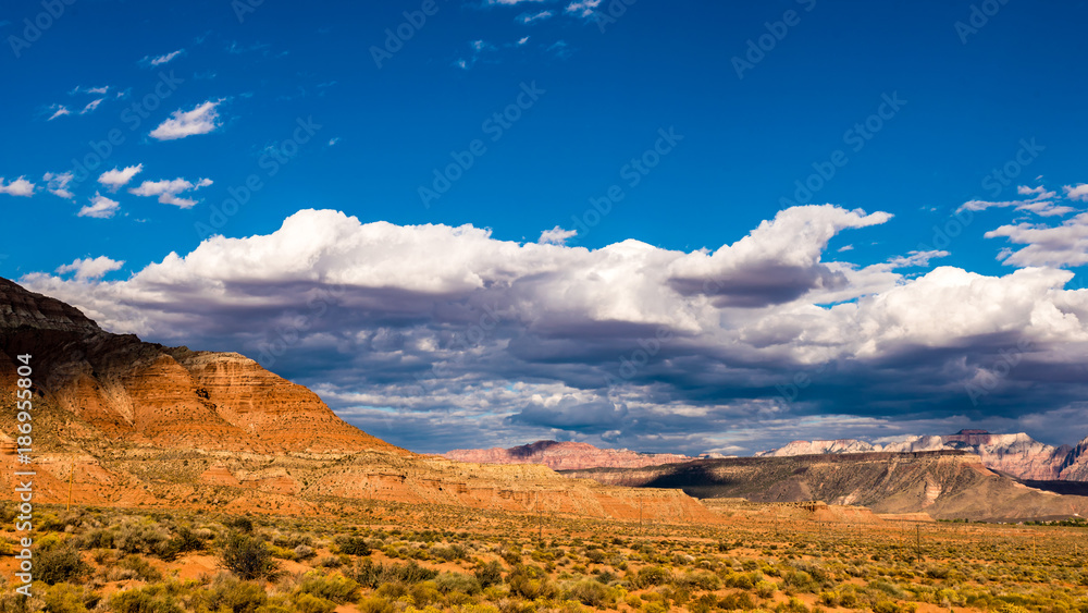 Panorama Wolken und Felsen Landschaft in Utah