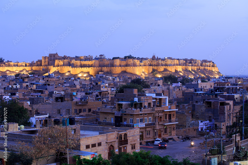 Jaisalmer, forteresse a l'heure bleu