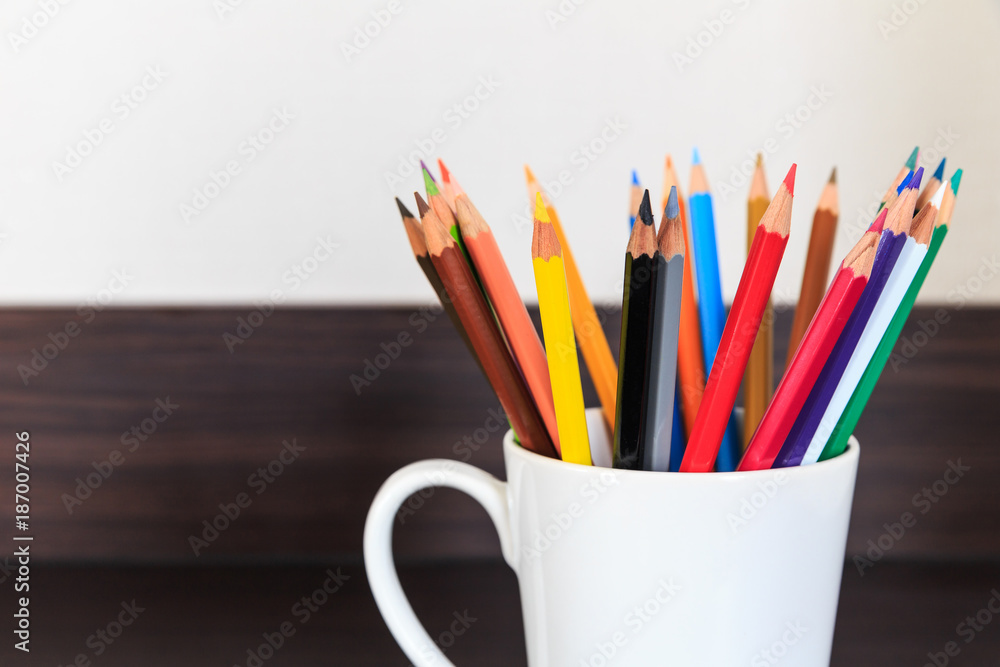 Colored pencils in the cup. Colored pencils in the cup.