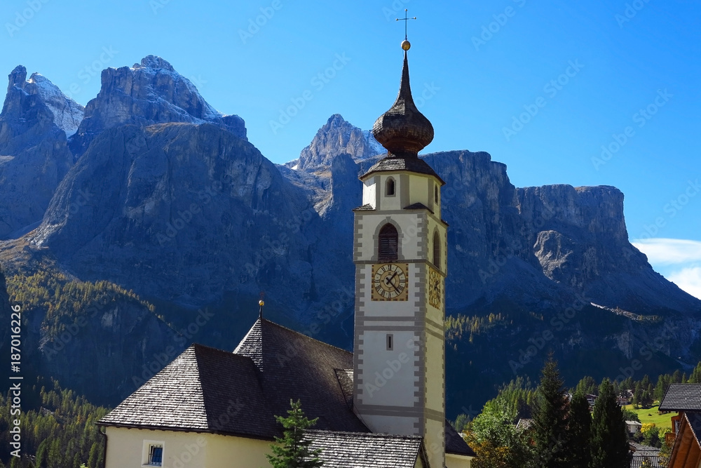 Kirche von Kolfuschg, Corvara, Gadertal, Südtirol, Italien