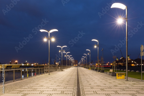 Szczecin by night / waterfront view / a walking place