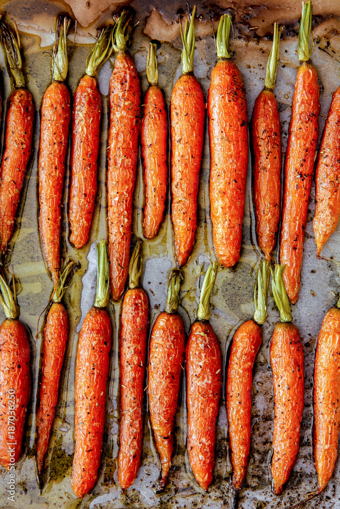 Oven roasted carrots with herbs Oven roasted carrots with herbs
