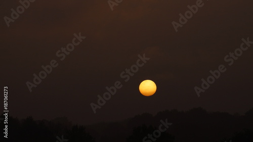 lever du soleil dans la nature