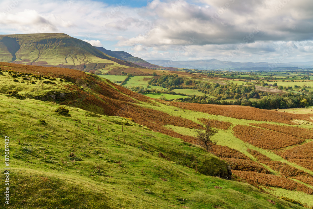 View over the landscape of the Brecon Beacons National Park with Twmpa mountain on the left, seen from Hay Bluff car park in the Black Mountains, Powys, Wales, UK