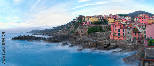 Εκτύπωση καμβά Panorama of fishing village - Tellaro ( La Spezia ) - Ligurian sea - Italy