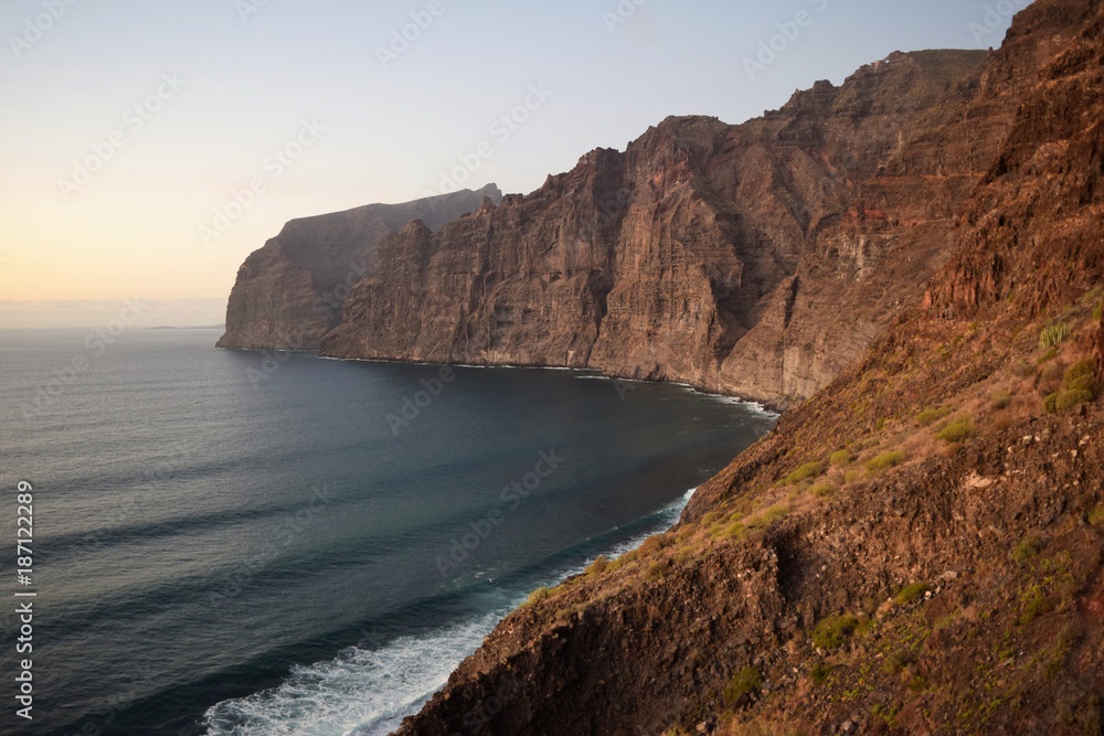 Los Gigantes Los Gigantes