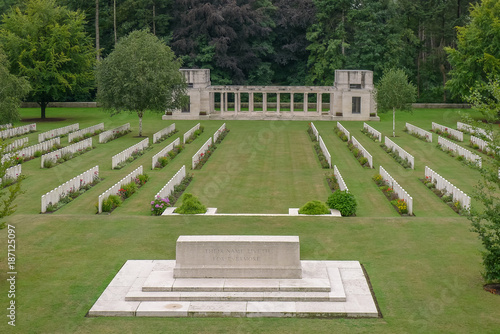 Buttes WW1 Cemetery near Ypres photo