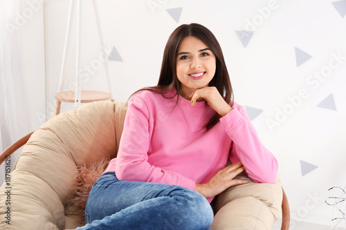 Attractive young woman rest...