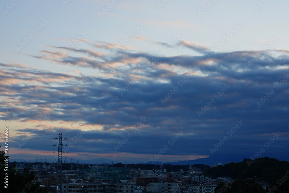 美しい日没後の雲_754