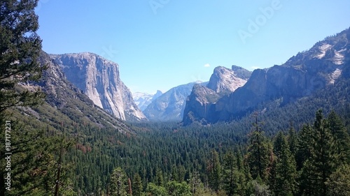 Yosemite a far