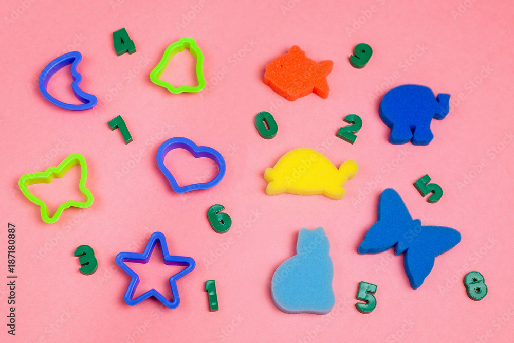 Naklejka premium Детское творчество. Аппликации. Фигурки для лепки и моделирования.