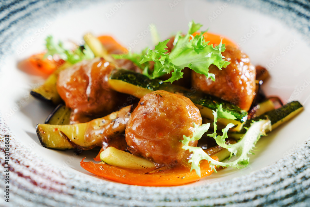 meatballs with vegetables
