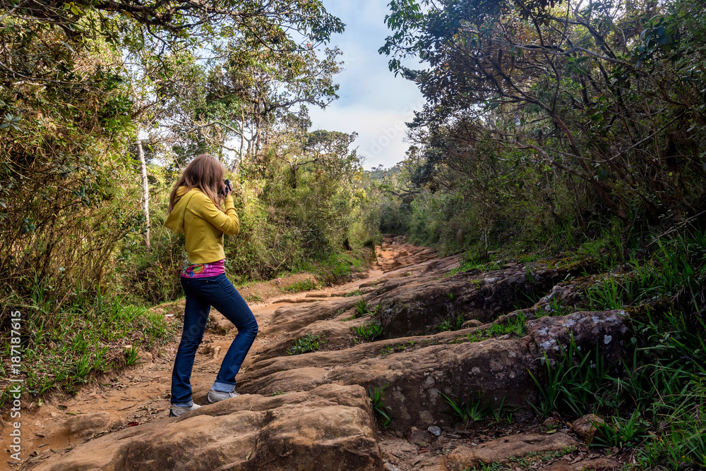 Fototapeta premium Female landscape photographer
