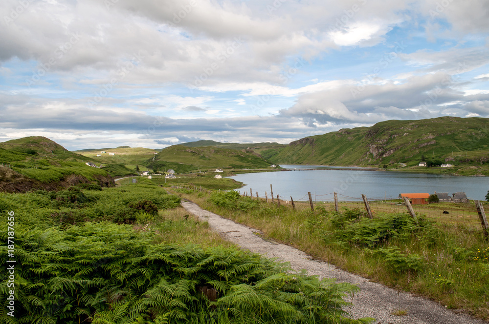 Obraz premium Mountainous landscape on Skye island in Scotland