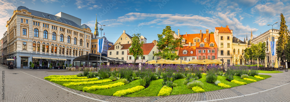 Fototapeta premium Livu square is a major tourist sightseeing of old Riga. Once, the square was a site of the ancient Riga River that was important shipping route for transporting Latvian grain up to the 16th century
