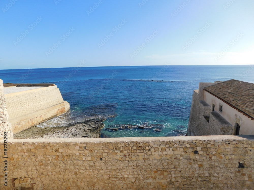 Fototapeta premium View on the sea from Castello Maniace