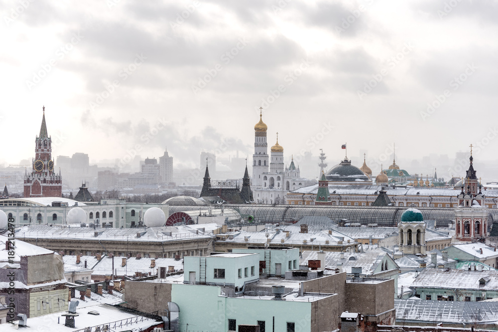 Fototapeta premium Views of Moscow in winter from the observation deck of the Children's world. Russia.