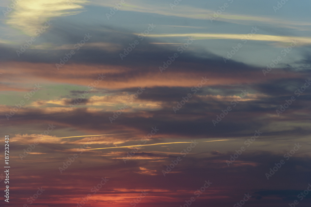 Tekstura. Kolorowe niebo podczas zachodu słońca