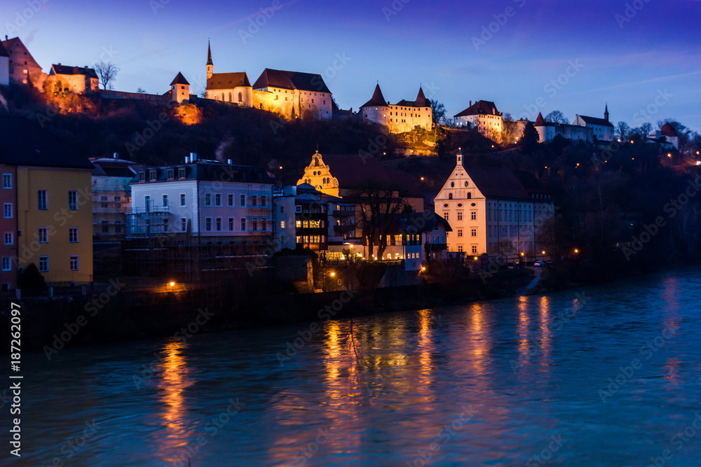 Fototapeta premium Burghausen and old castle, the Salzach