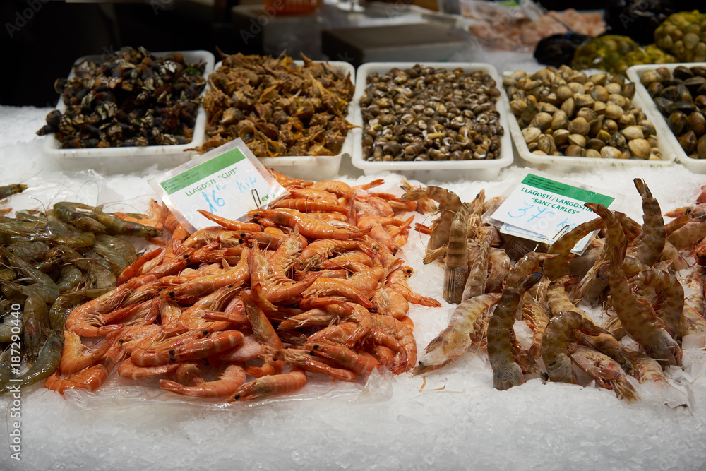 counter with shrimp on the market