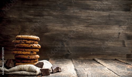 Quadro su tela Oatmeal cookies with chocolate.