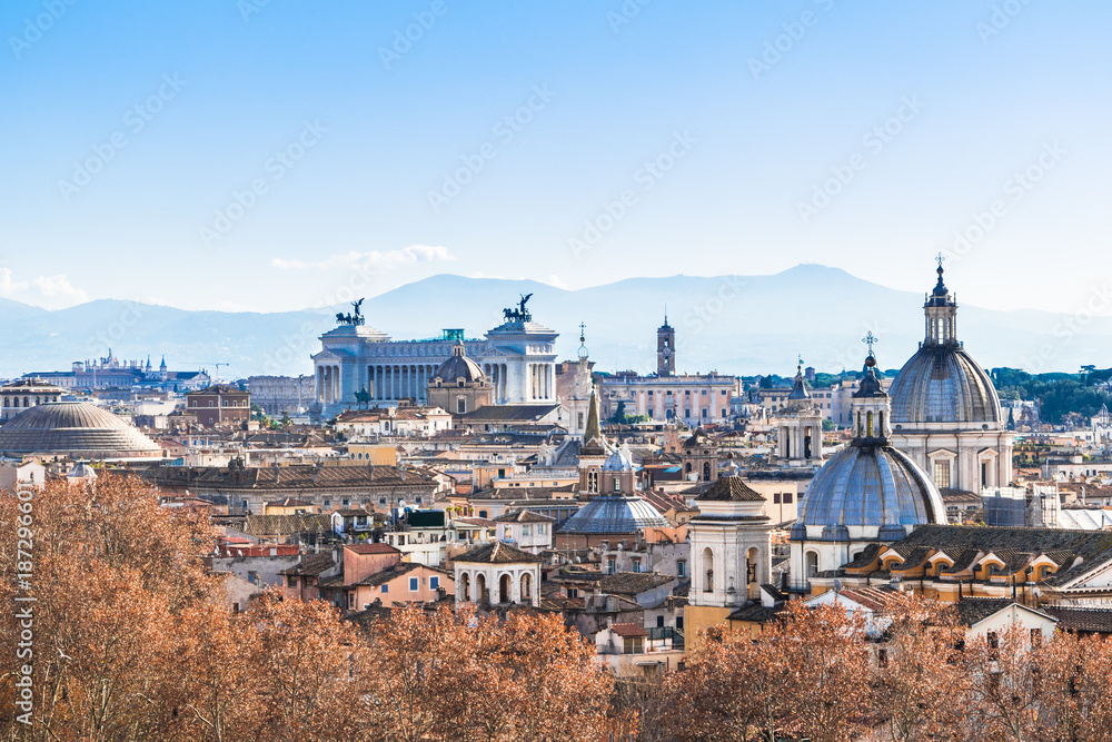 Obraz premium 冬の陽光を浴びるローマ