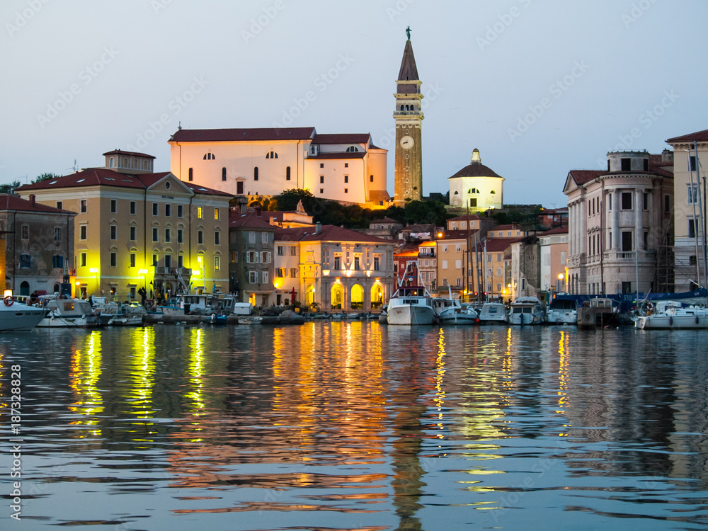 Fototapeta premium Night view of Port of Piran