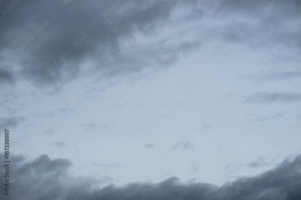 曇り空
