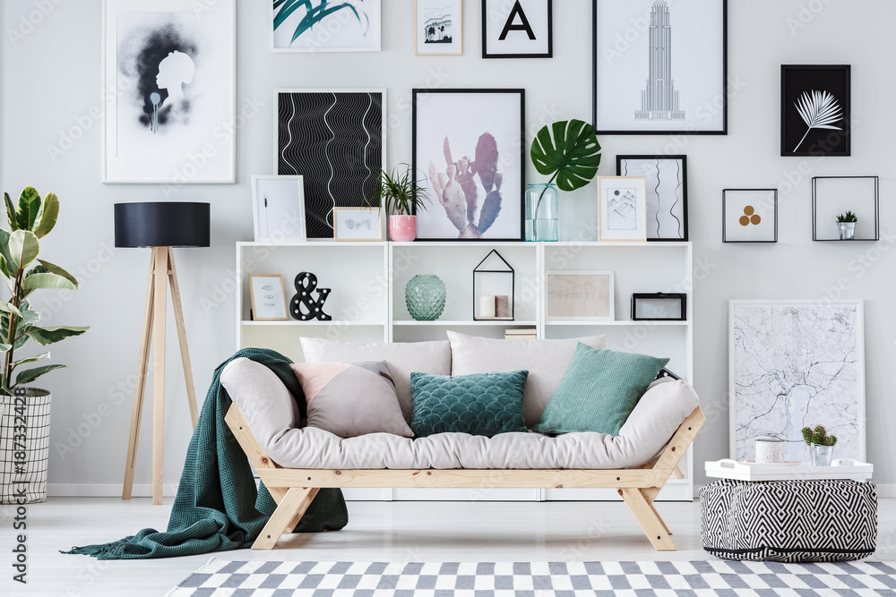 Obraz premium Posters in flat interior