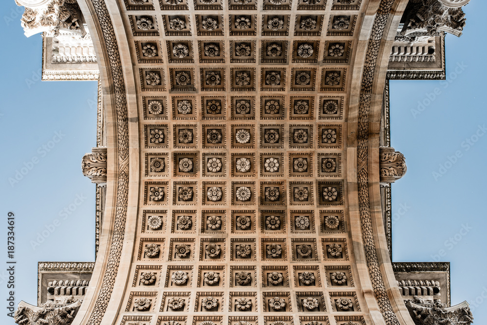 Obraz premium Arco della Pace, Milan, Italy, details of the vault