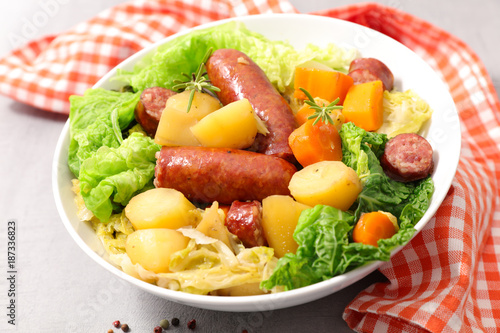 vegetable with sausage
