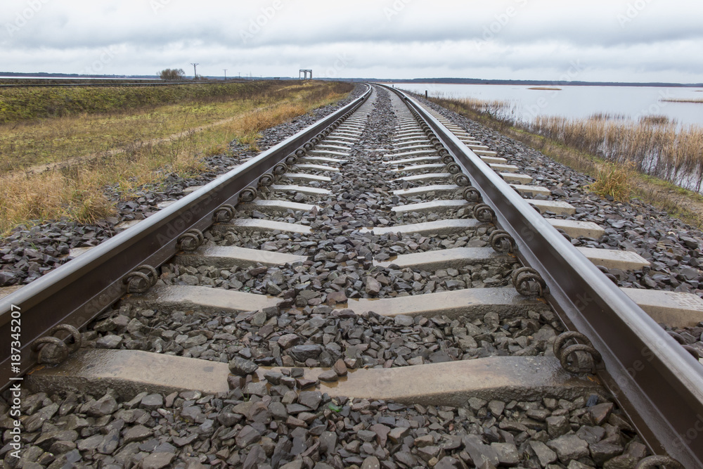 Fototapeta premium a single railway track
