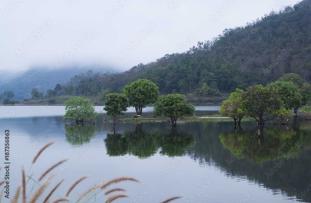 Fototapeta premium Morning landscapes of Kaeng kor 4
