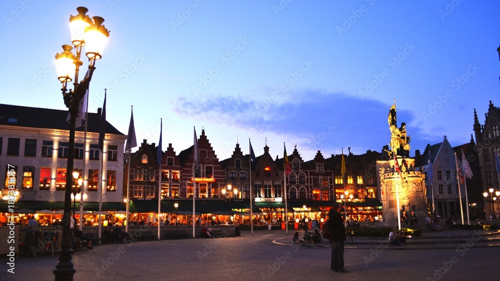 Fototapeta premium Piazza di Bruges