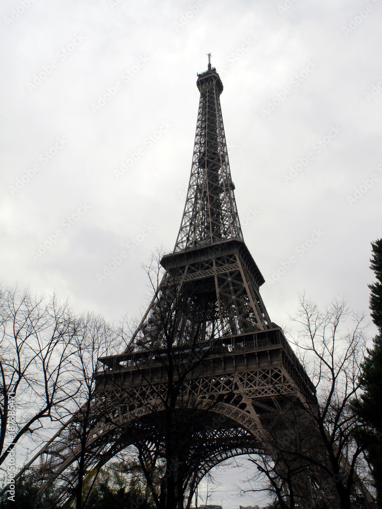 Eiffelturm portait
